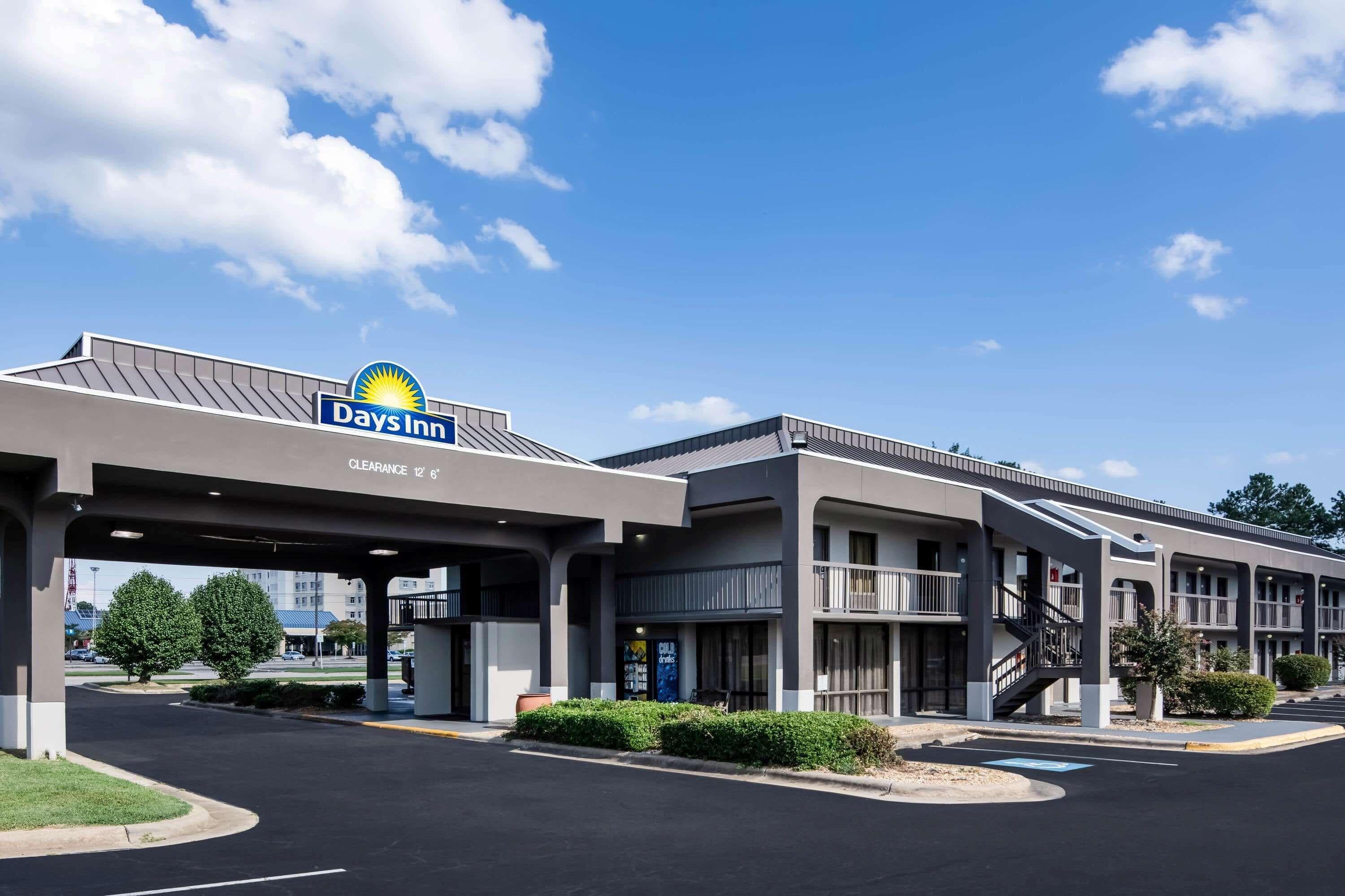 6 Top-Rated Hotels Close to AMF Bowling Ctr in Wilson