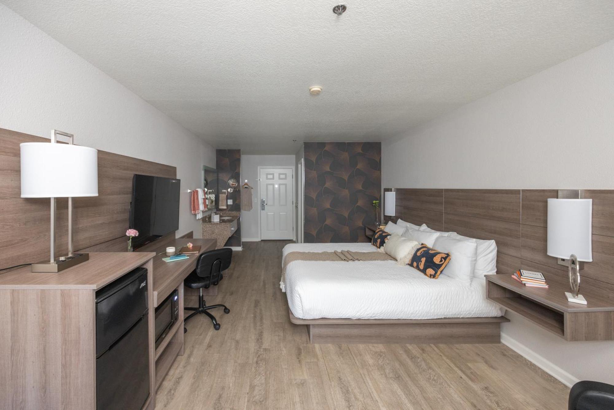 6 Top-Rated Hotels for Couples in Washington State